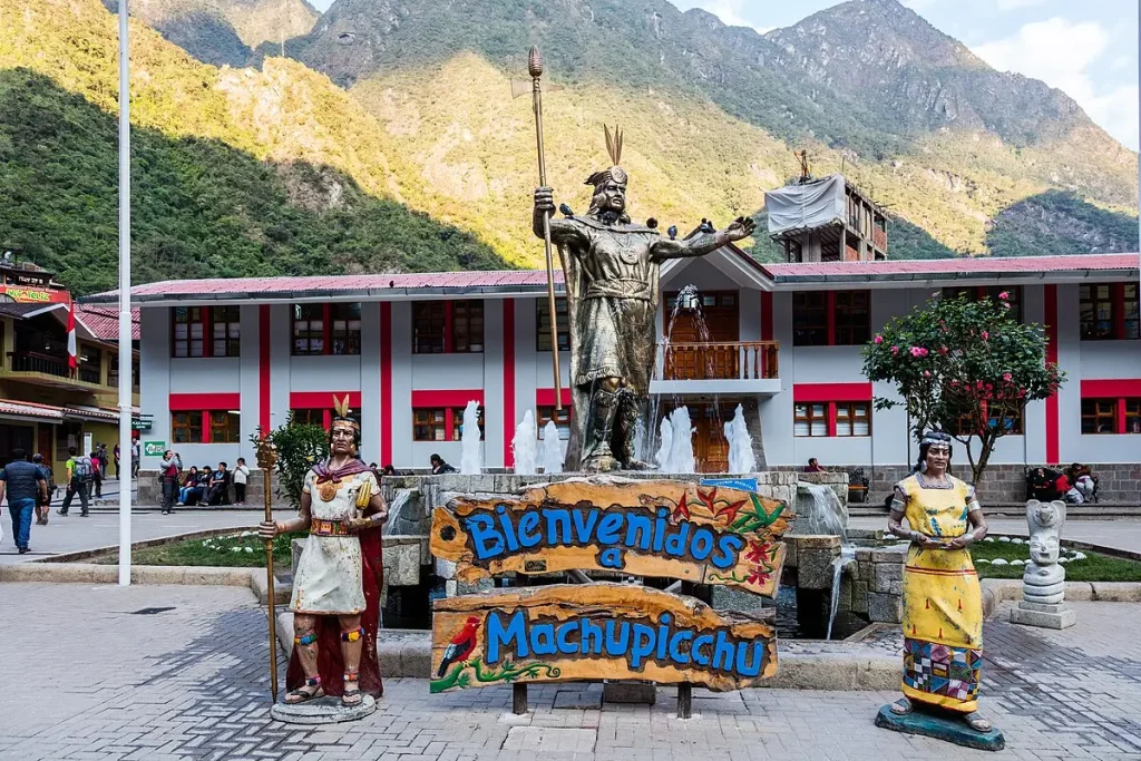 Aguas Calientes Guide: The Essential Base for Your Machu Picchu Journey