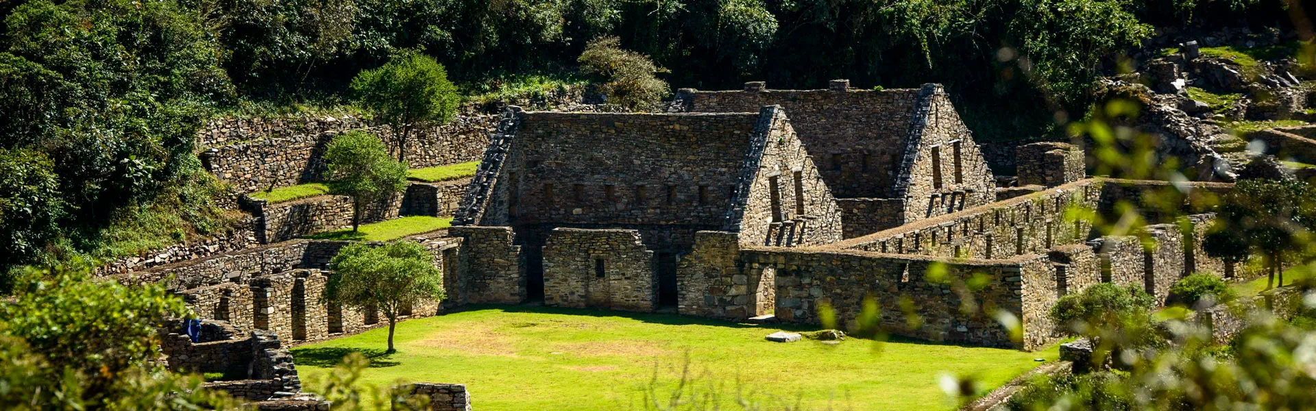 Choquequirao Trek to Machu Picchu
