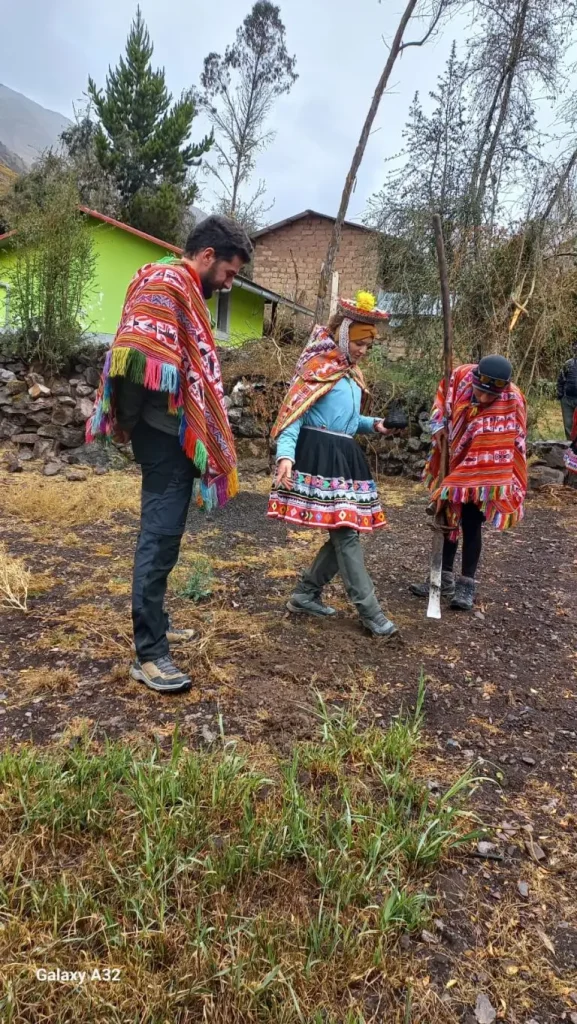 Scene of daily life in an Andean community